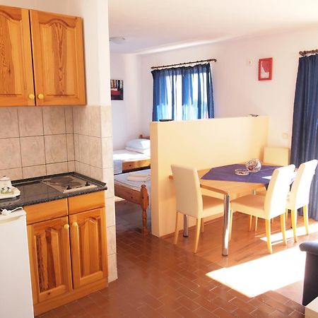 Apartments And Rooms With Parking Space Orebic, Peljesac - 10191 객실 사진